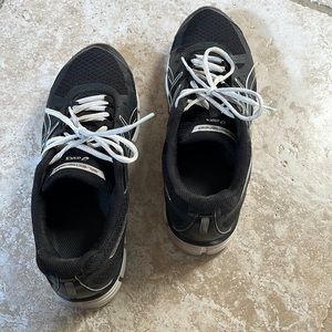 Aasics sneakers